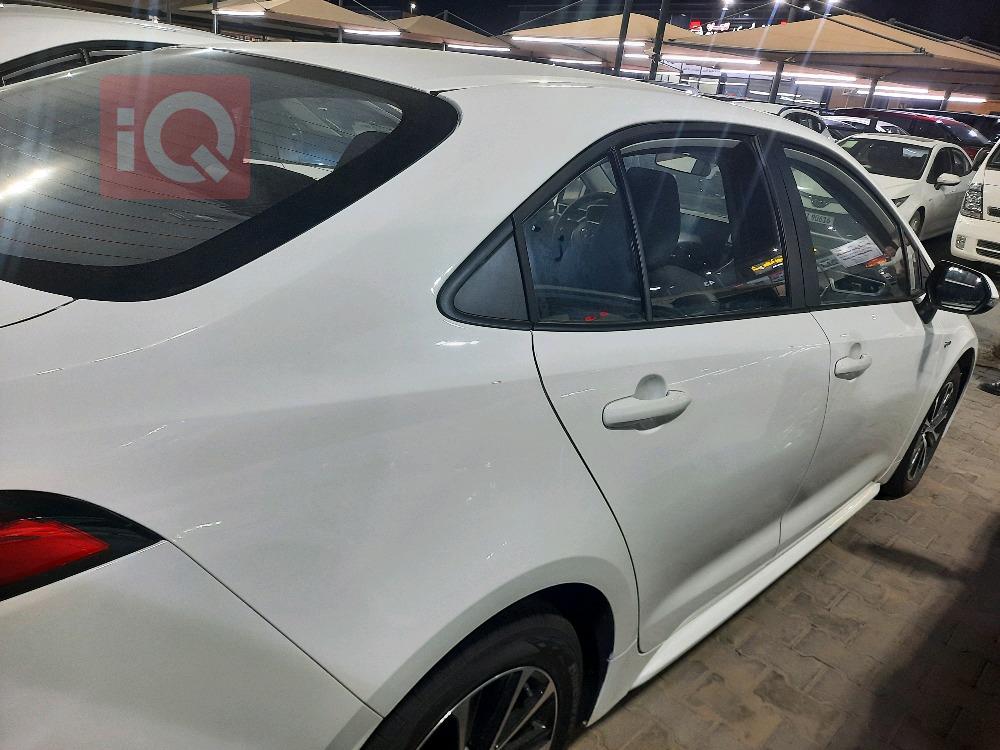 تۆیۆتا کۆرۆلا